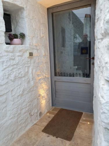 dc5eea5f-88d9-4ec7-8595-64ec8f6c9704